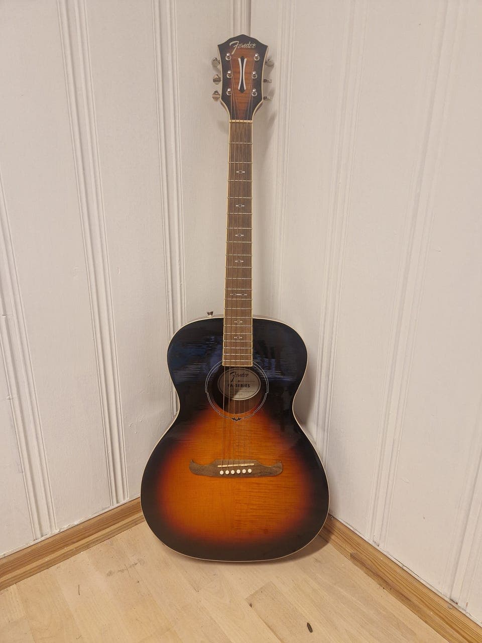 Fender FA 235 concert electro acoustic