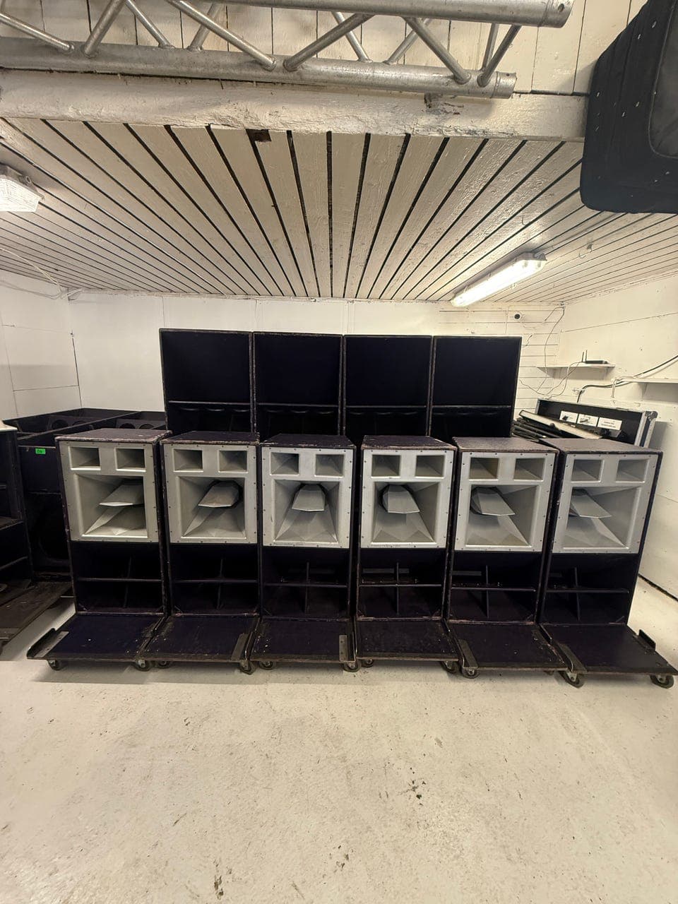 Funktion-One F221 + RES5T komplett PA-pakke