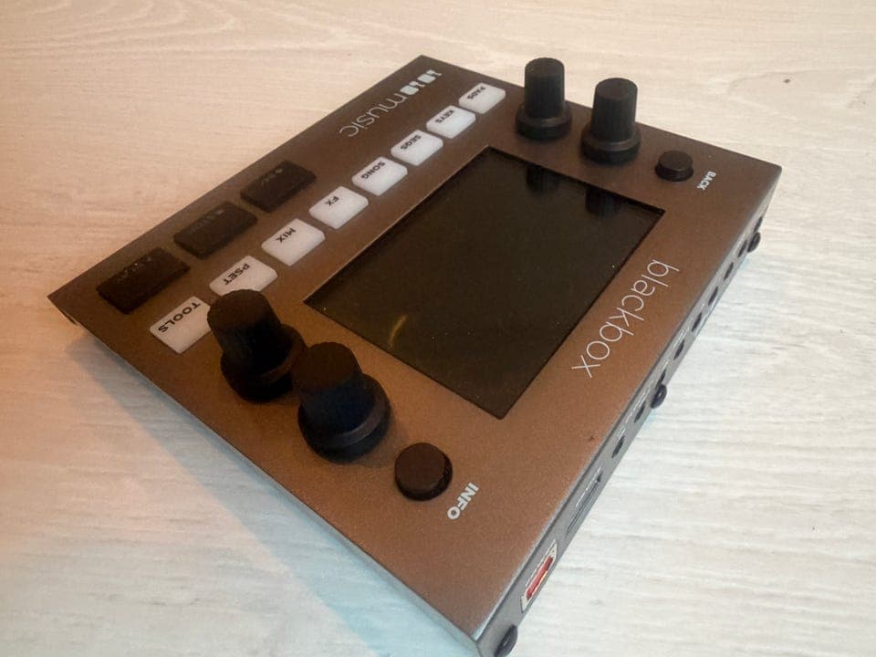 1010music Blackbox sampler / grooveboks