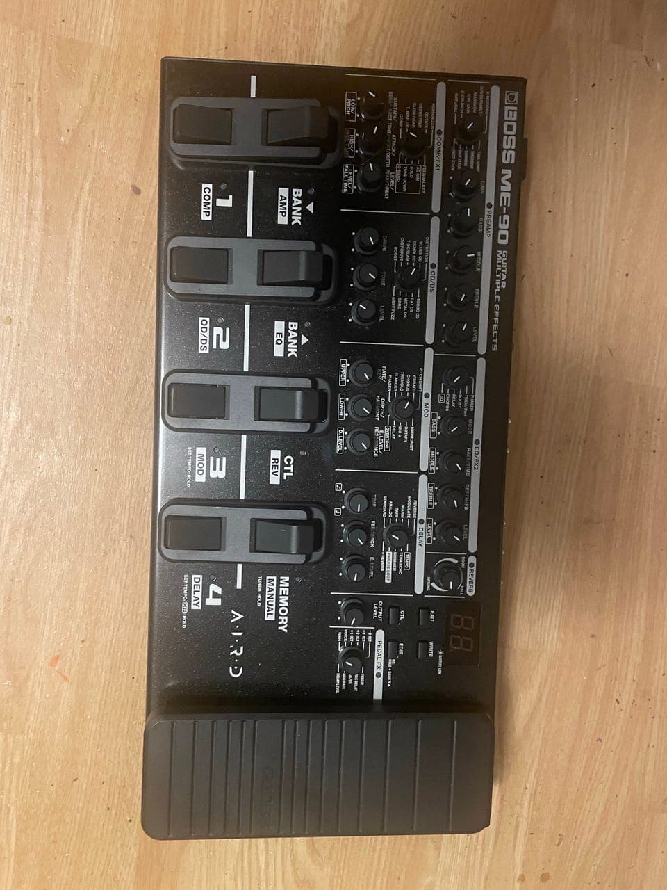 Boss ME-90 multieffektbrett til gitar