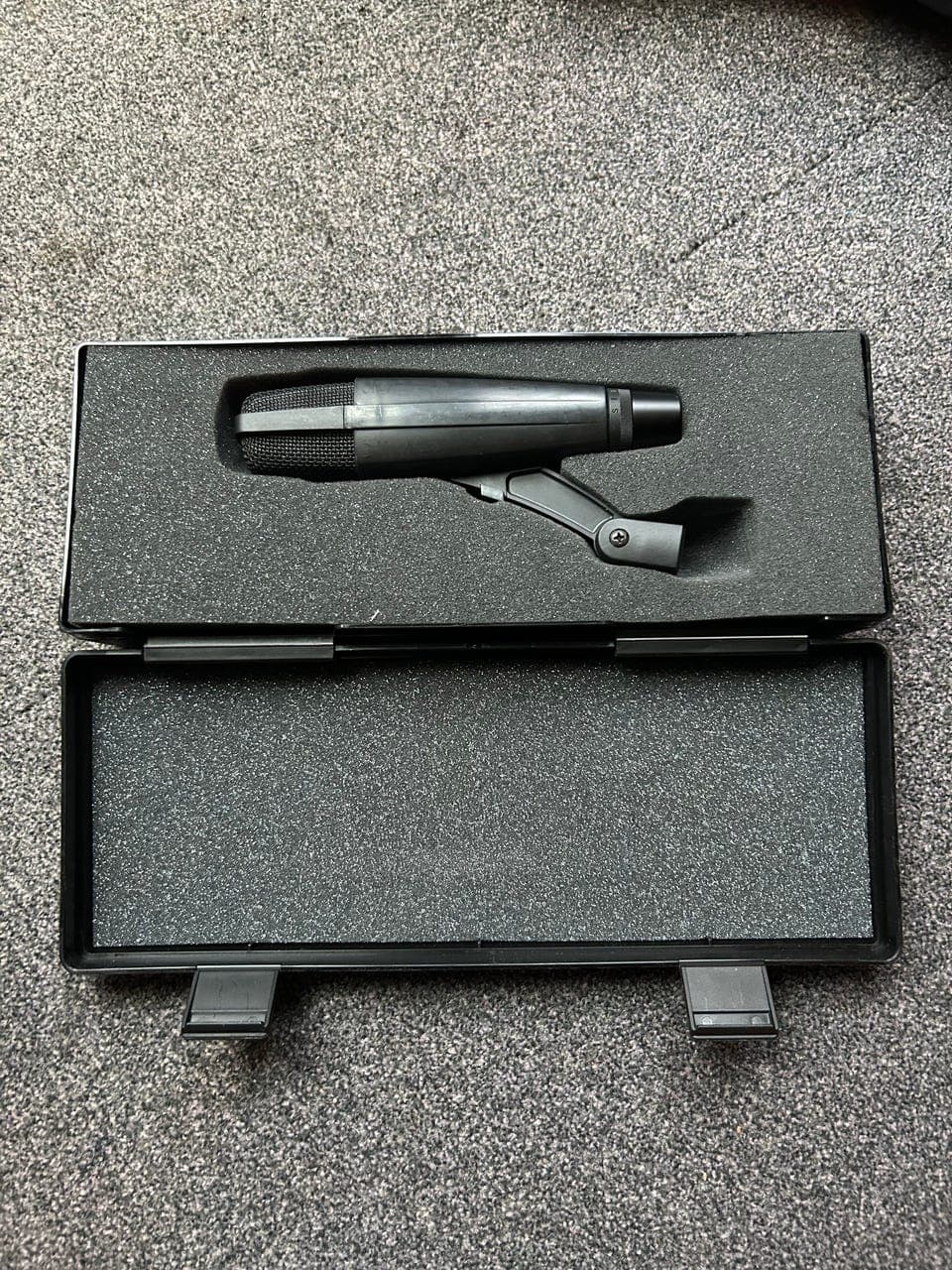Sennheiser MD 421-2 med koffert