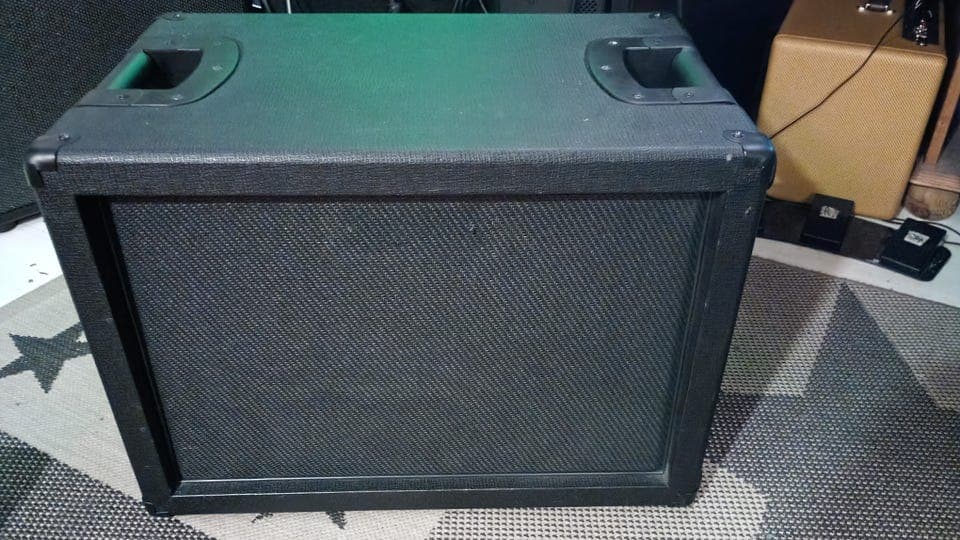 Laney Gitar kabinett m.12" høyttaler selges