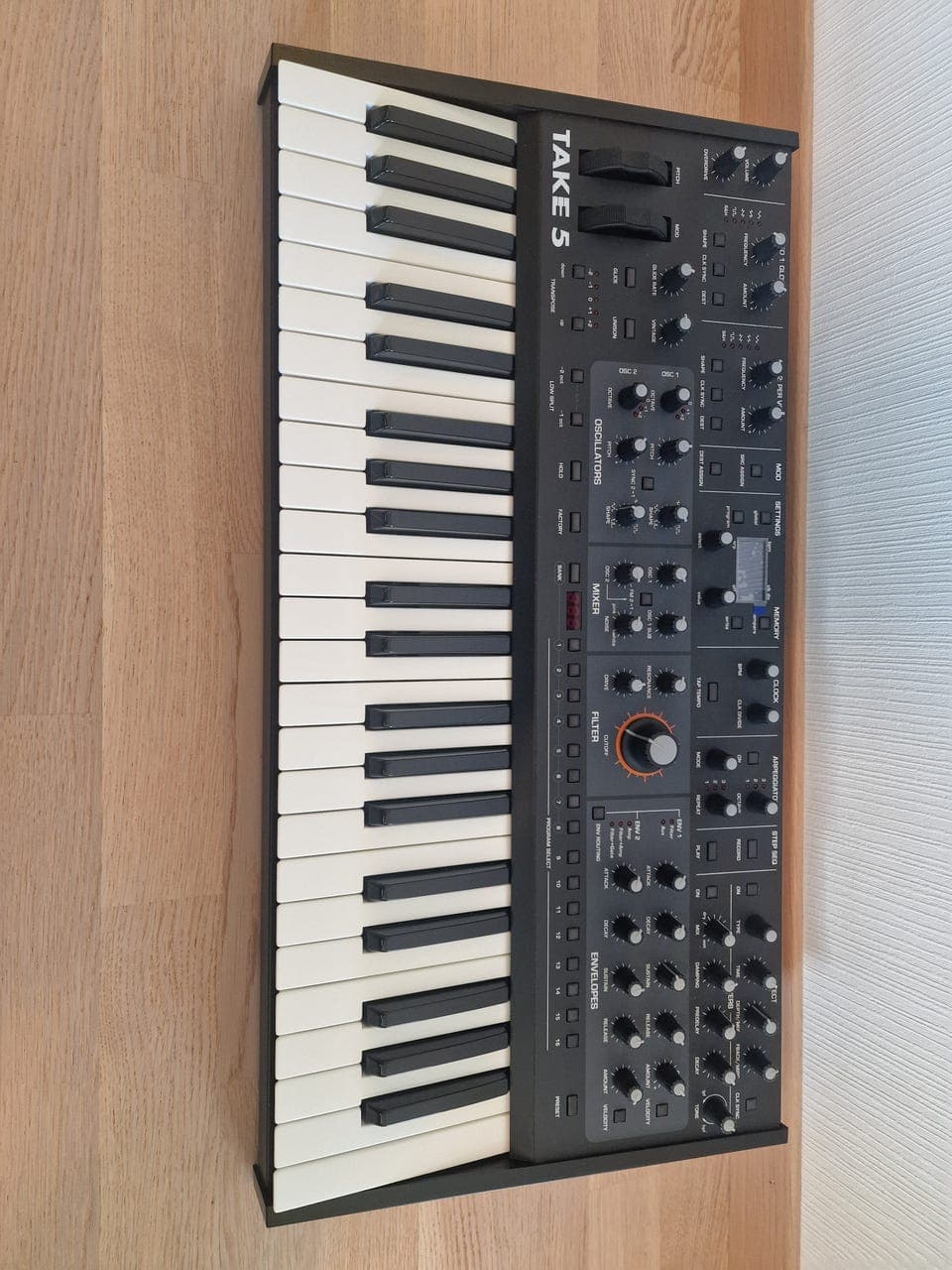 Take 5 synth
