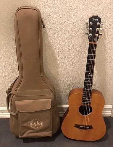 Taylor Baby 3/4 acoustic guitar LEFT HAND with padded case