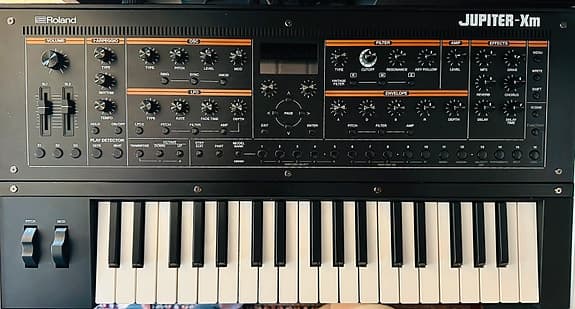 Roland Jupiter-Xm inkludert Roland WC-1 Cloud Connect Trådløs Adapter