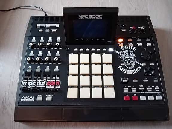 Akai MPC 5000