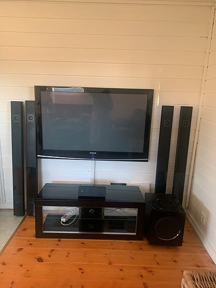 Selling amazing studio sound system