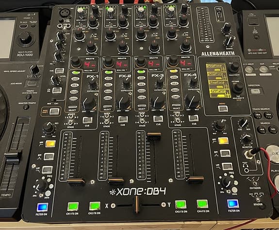 Allen & Heath XONE:DB4 Digital DJ Mixer