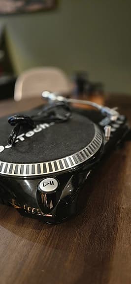 DJ-Tech Vinyl Turntable (USB 20)