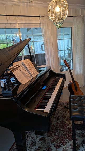 Roland V-piano GRAND digital flygel