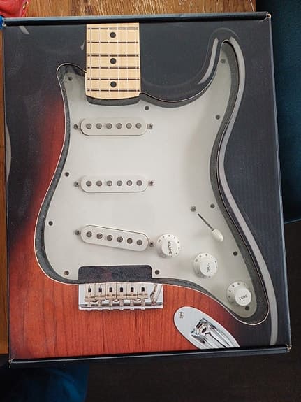 Fender Stratocaster Player Series pickups on loaded pickguard 2018 7713089000
