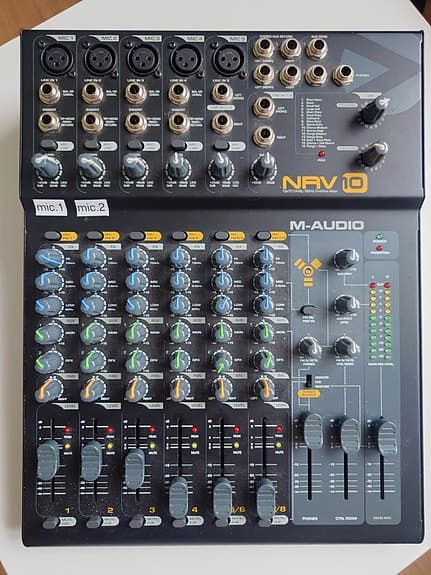 M-Audio NRV10 mikser – svært god stand. DJ studio mixer