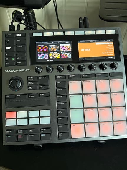 Native maschine plus standalone with a lot of music instruments sound loops