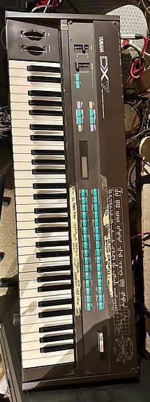 Yamaha DX7 Synthesizer