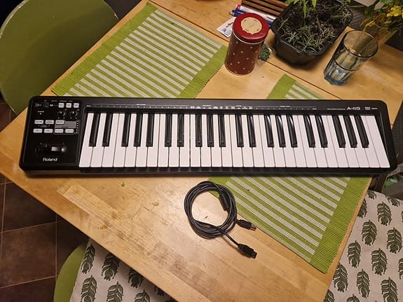 Roland A-49 USB MIDI Keyboard Controller