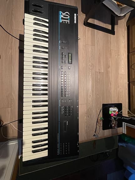 Ensoniq SQ1Plus Synthesizer Keyboard 61-tasters svart
