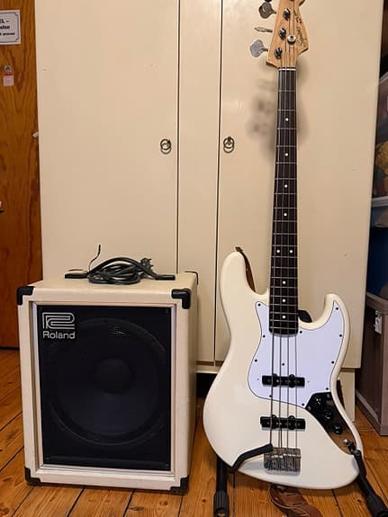 Squier Jazz bass 1985 mod A