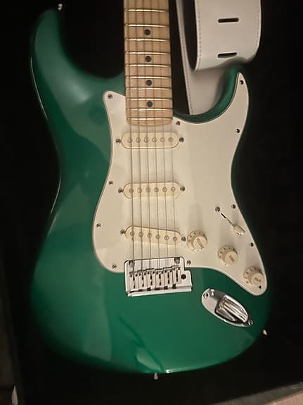Fender 2012 custom shop stratocaster pro NOS CANDY APPLE GREEN!