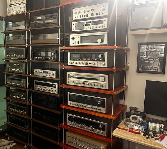 Brukt Hi-Fi ustyr / Vintage stereo anlegg, rack selges.