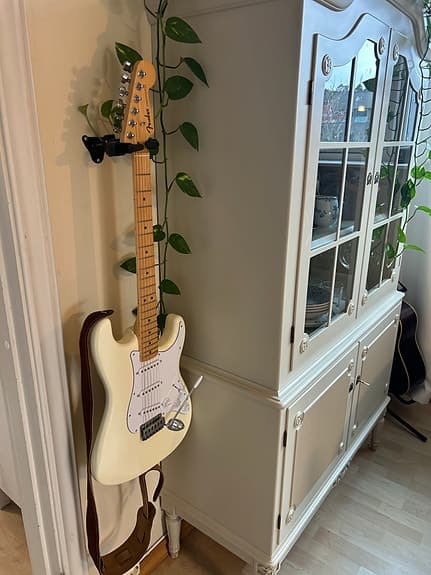 Fender Stratocaster Elektrisk gitar hvit