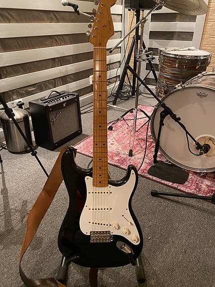 Fender stratocaster Vintera 2 50s