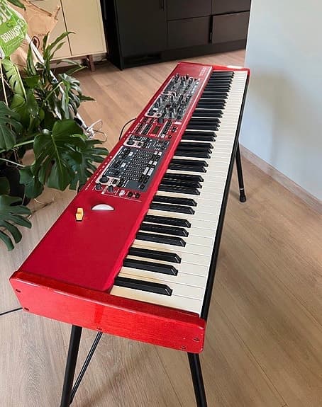 Nord Stage 2 HA88