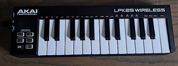 AKAI LPK25 Wireless - MIDI Keyboard