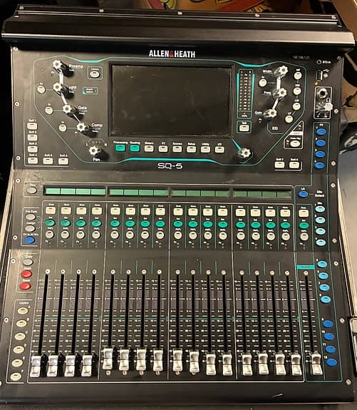 Allen & Heath SQ i Flight med Plugins