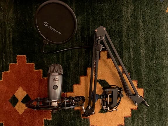 Blue Yeti USB Microphone + Boom Arm + Pop Filter (Streaming / Podcast Kit)