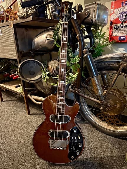 Sjelden Gibson les Paul 1976 Triumph recording studio bass Kalamazoo