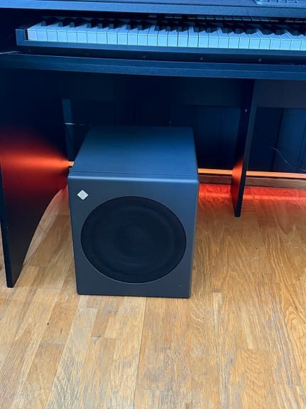 NEUMANN KH 750