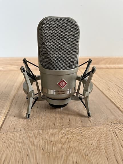 Neumann TLM 107 – high-end studiomikrofon.