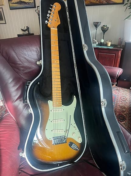 Fender USA Stratocaster DLX 2007