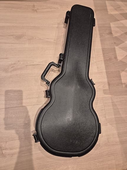 SKB-56 Les Paul gitarcase hardcase svart