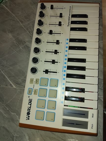 Worlde Tuna Mini MIDI-keyboard hvit