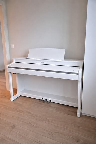 Kawai CN35 Digital Piano, Premium Satin White Package