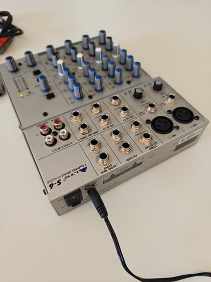 ALTO Legacy LTO S-6, 6-Channel 2-Bus Mixing Console