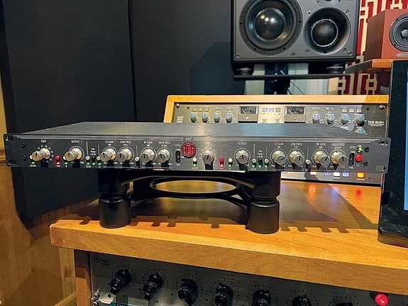 AEA RPQ3 Mikrofonforsterker