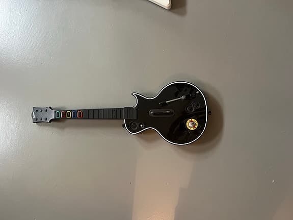 Guitar Hero gitar-kontrollere X-Plorer og Les Paul