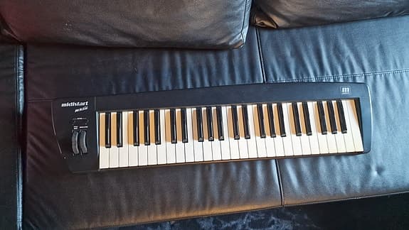 Miditech Midistart MIDI-keyboard + Dixon keyboardstativ