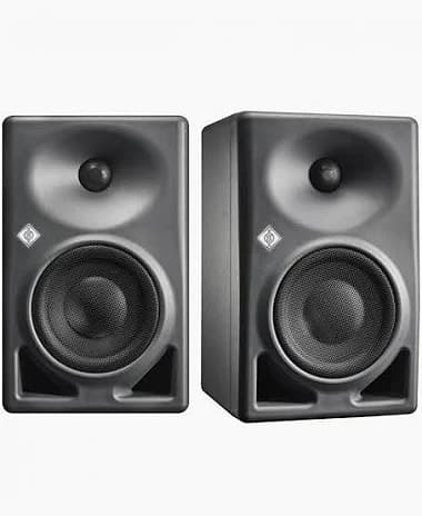 2 stk. Neumann KH 120 A i topp stand
