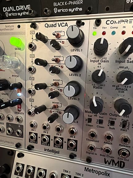 Intellijel Quad VCA Eurorack modul