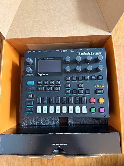Elektron Digitone 1