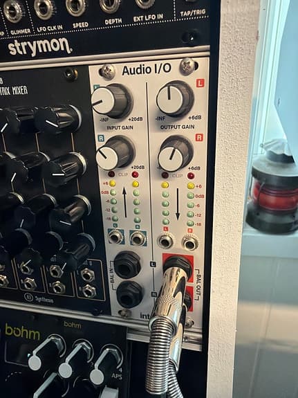 Intellijel Audio I/O Eurorack modul
