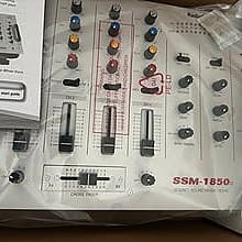 RadioShack SSM-1850 4-kanals DJ Mixer & Equalizer – Ubrukt i eske!