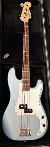 Fender Precision Bass MIM 2002 med hardcase