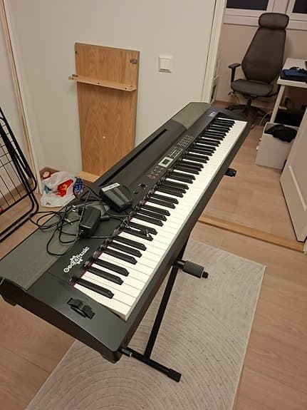 Keyboard SDP-4 Stage piano