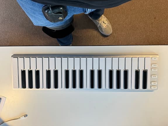 CME Xkey Air 37