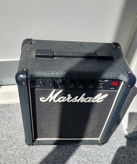 Vintage Marshall bass 12