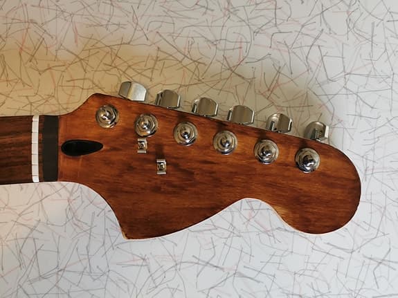 Stratocaster hals (Squier)